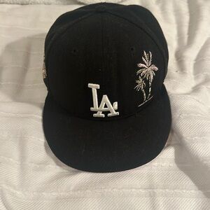 Black LA cap pink brim size 7